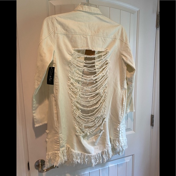 🎁NWT BiBi Ivory Long Button Down Distressed Denim Jacket S - Picture 2 of 11